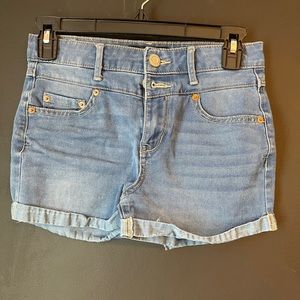 Aéropostale denim jean shorts.
